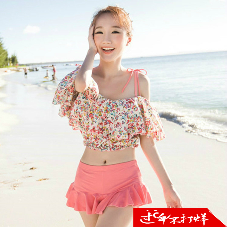 Korean version of swimsuit three-piece bikini two-style skirt-style small breasted conservative student cute lady swimsuit