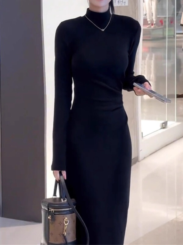 Autumn and Winter High-Neck Long-Sleeve Dress, Feminine Black Brushed Warm Bodycon Dress, Mid-Length Slim Fit Inner Wear Autumn and Winter High-Neck Long-Sleeve Dress, Feminine Black Brushed Warm Bodycon Dress, Mid-Length Slim Fit Inner Wear