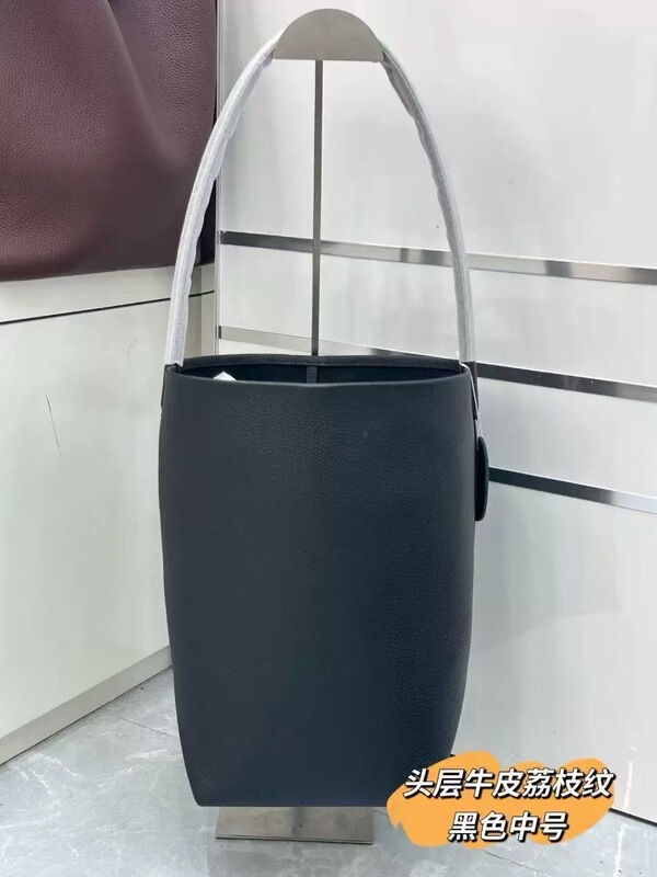 2025 New Niche Design High-End Fashion Trendy Saddle Bag Niche Design Retro Shoulder Crossbody Bag 2025 New Niche Design High-End Fashion Trendy Saddle Bag Niche Design Retro Shoulder Crossbody Bag