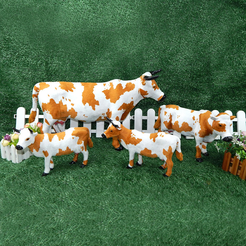 Simulation cow model animal Simenthal cow model ornaments Small cow doll Cow doll Plush toy