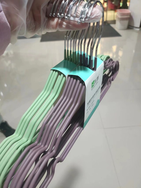 (Handa Selection) Non-Slip Wide-Shoulder Hangers, Various Types of Hangers, Hotel and Home Use, Traceless Clothes Hangers, 43cm