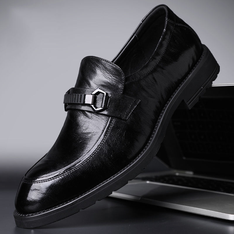 New leather business formal dress groom wedding shoes men's autumn and winter soft leather trend all-match British men's casual shoes