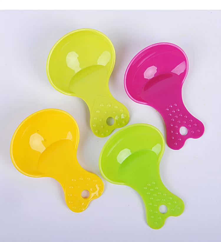 bình xịt côn trùng an toàn Pet muỗng chó mèo thức ăn nhựa hạt nhỏ muỗng tình yêu chó thức ăn xẻng vật nuôi - Thuốc diệt côn trùng bình xịt muỗi nhật bản