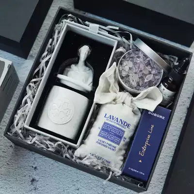 Comic to empty portrait sculpture Greek God candle fragrance essential oil gift box new wedding engagement birthday to best friend