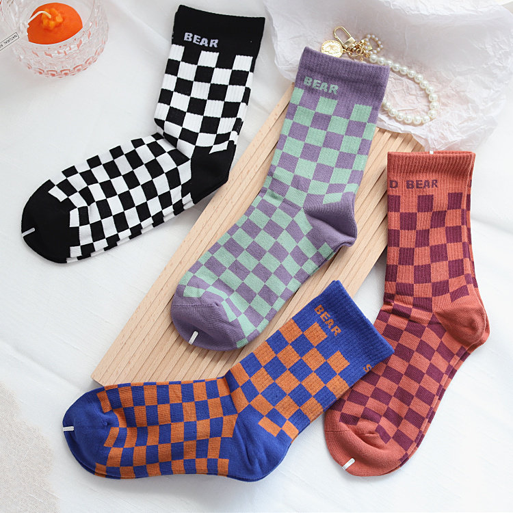 Pull - out Special Spring and Autumn Cotton Socks Black and White board plate in stockings and leisure sports teenage socks