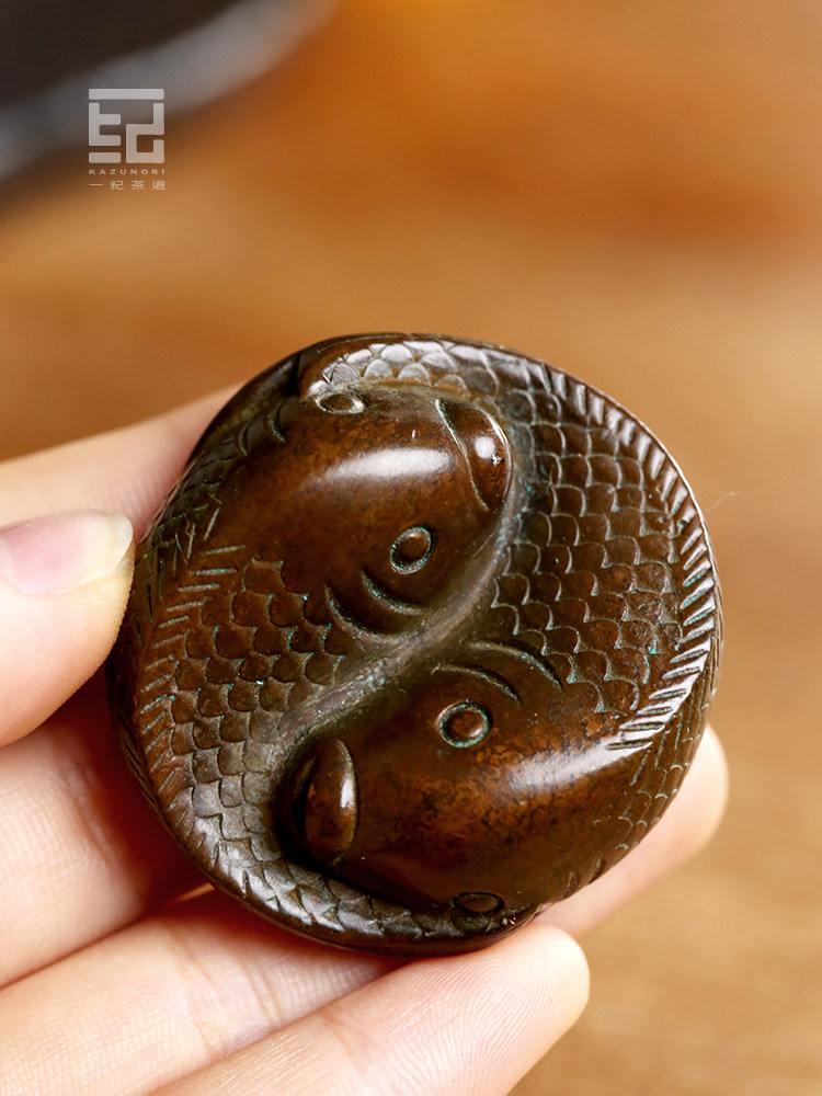 A century hand-made old Pisces copper tea pet tea play ornaments creative can raise tea pull shelved paper tea ceremony accessories