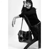 Вместительная и большая сумка через плечо, модная универсальная цепь, барсетка, сумка на одно плечо, городской стиль, на цепочке