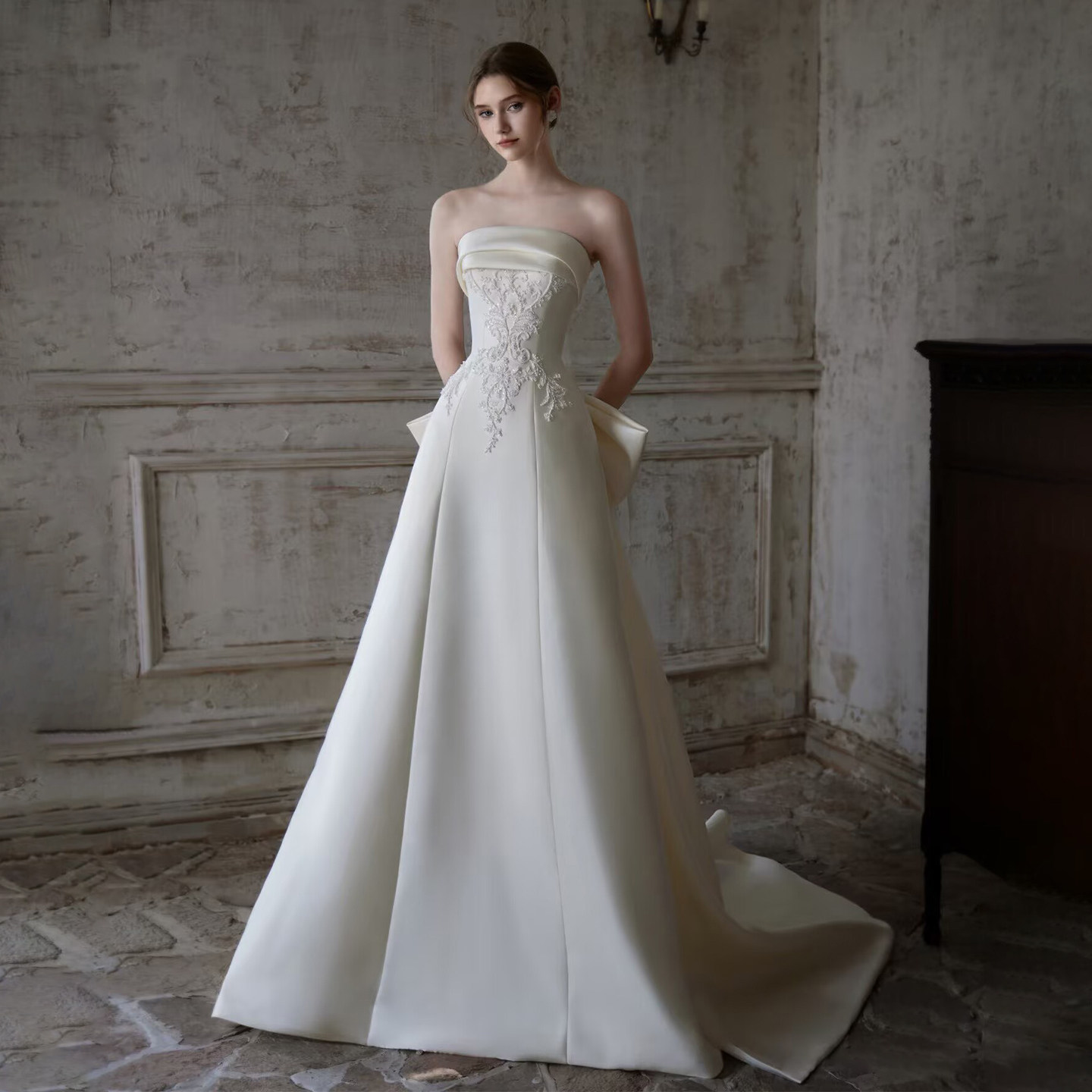 Высококачественное атласное свадебное платье-тюбик bride 2026, новая основная пряжа, французская ретро-пряжа для помолвки, маленькая мужская легкая пряжа для выхода
