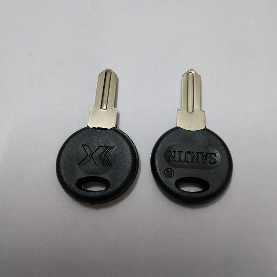 Drawer cabinet convex pit boss table key blank open wave tooth lock blank subcard front length 16mm width 6 5mm