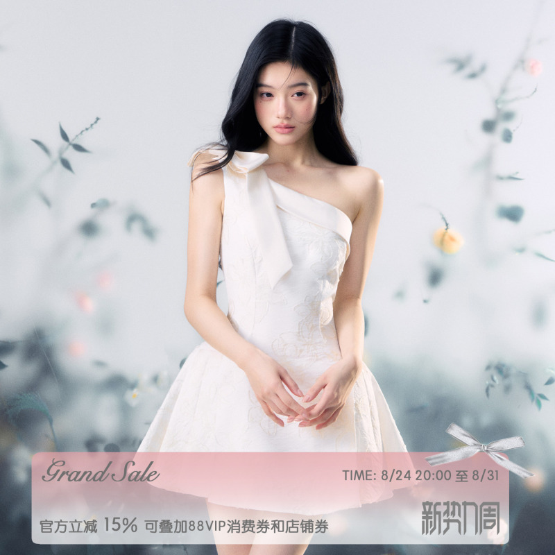 【Xu Luyangliu Same Style】Recit Three-Dimensional Bow Off-Shoulder Dress with a Stylish Waist-Cinching Short Skirt Design