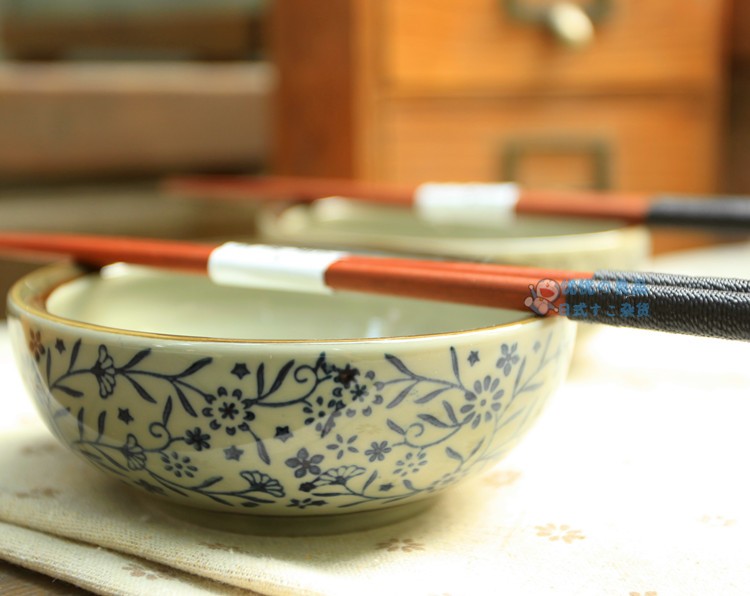 And wind seasons under Japanese tableware glaze color hand - made to use five inches thick ceramic bowl of rice bowls porringer dessert bowls