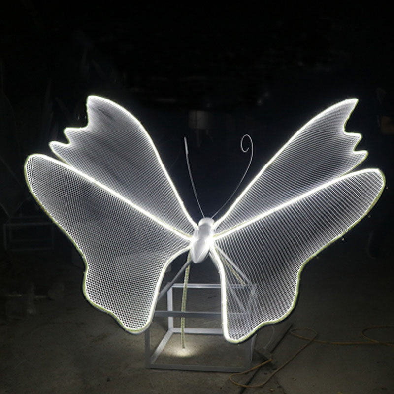 Outdoor New Garden stainless steel hollow butterfly ornaments large metal simulation animal lawn landscape decoration