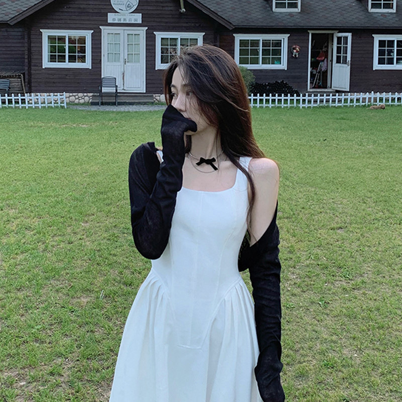 Ice silk knitted high-waisted small shawl coat for women, summer long-sleeved with a halter skirt and a sun-protective cardigan, super short style