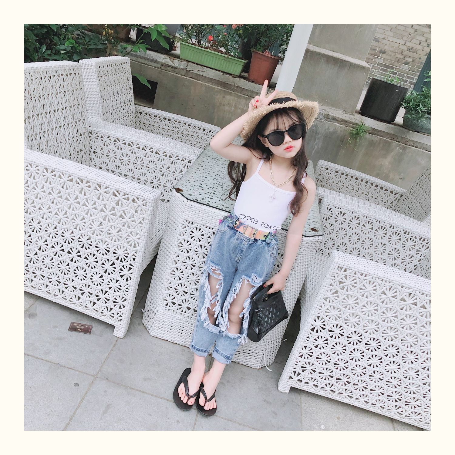 Quần jean nữ mùa hè mỏng phần quần trẻ em cá tính lưới thủy triều đỏ siêu lỗ khí 乞丐 quần âu - Quần jean quần bò bé gái 