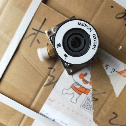 Yinggui Oxygen gas terminal equipment with special hospital center for oxygen accessories Pendant Tower