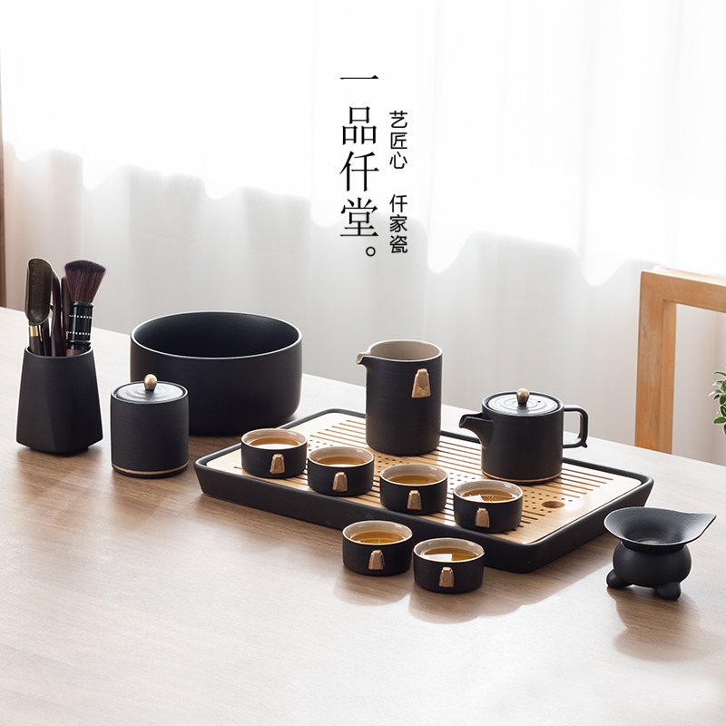 A pint of Qiantang Kung Fu Tea Set Home Living Room Light Luxury Depiction Gold Ceramic Teapot Set Simple Dry Brew Tea Tray