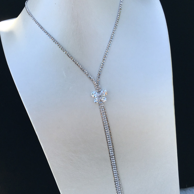 New products fashion long version of sweater necklace pendant women brief about 100 hitch and winter upscale retro refined pendant Korean version necklace