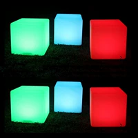 Творческий светодиодный свет -эмитурный кубический блок легкий сетевая сетка переменная красная цветовая переменная пирс -стул Умный открытый фестиваль таблицы активности
