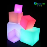 Творческий светодиодный свет -эмитурный кубический блок легкий сетевая сетка переменная красная цветовая переменная пирс -стул Умный открытый фестиваль таблицы активности
