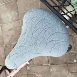 Old-fashioned bicycle seat cover autumn and winter new warm ordinary bicycle seat cover bicycle seat cushion