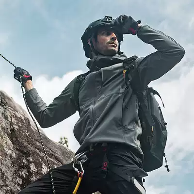 Eagle claw action spring and autumn outdoor soft shell assault jacket shark skin tactical jacket men's large size jacket fleece to keep warm