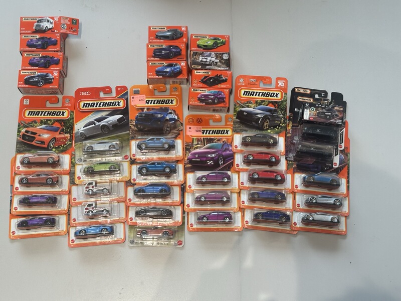 Matchbox Matchbox 30782 Alloy Car Model 9C4Yw Corvette Mercedes-Benz Subaru Land Rover Tesla