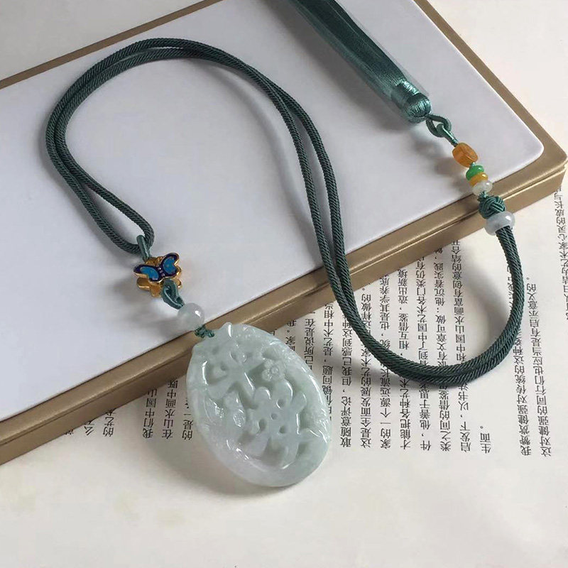 Natural Emerald A Goods Access Safe And Happy With Plum Lintel With No Sign And Pendant Car Pendant Bag Hang Hanging Tag