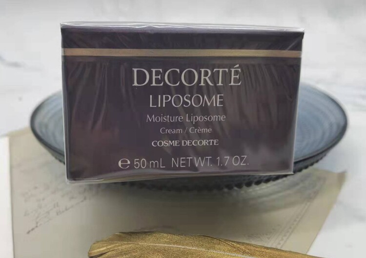 Spot Japan Daiko COSME DECORTE Purple Bottle Moisturizing Energizing Live Essence Face Cream 50ml Day