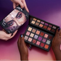  Spot Huda Beauty New product DesertDusk NewNude18 color pearlescent Desert Rose eye shadow tray