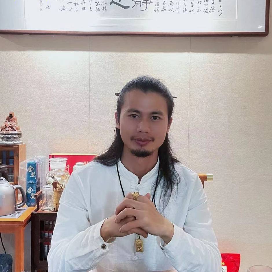 长发亮万景园 黄杨盆景