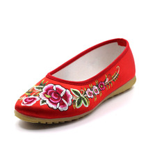 February cut old Beijing cloth shoes ethnic style embroidered beef tendon comfortable and breathable simple Korean womens single shoes