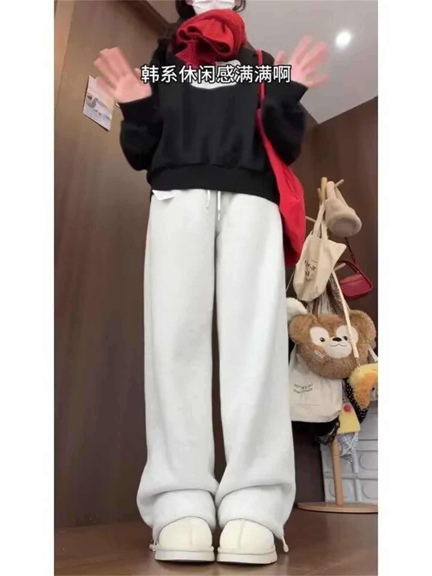 Men's Lamb Wool Sweatpants for Autumn and Winter, Thickened for Warmth, with a Drapey, Relaxed, Casual Style, Loose Wide-Leg Fleece-Lined Joggers