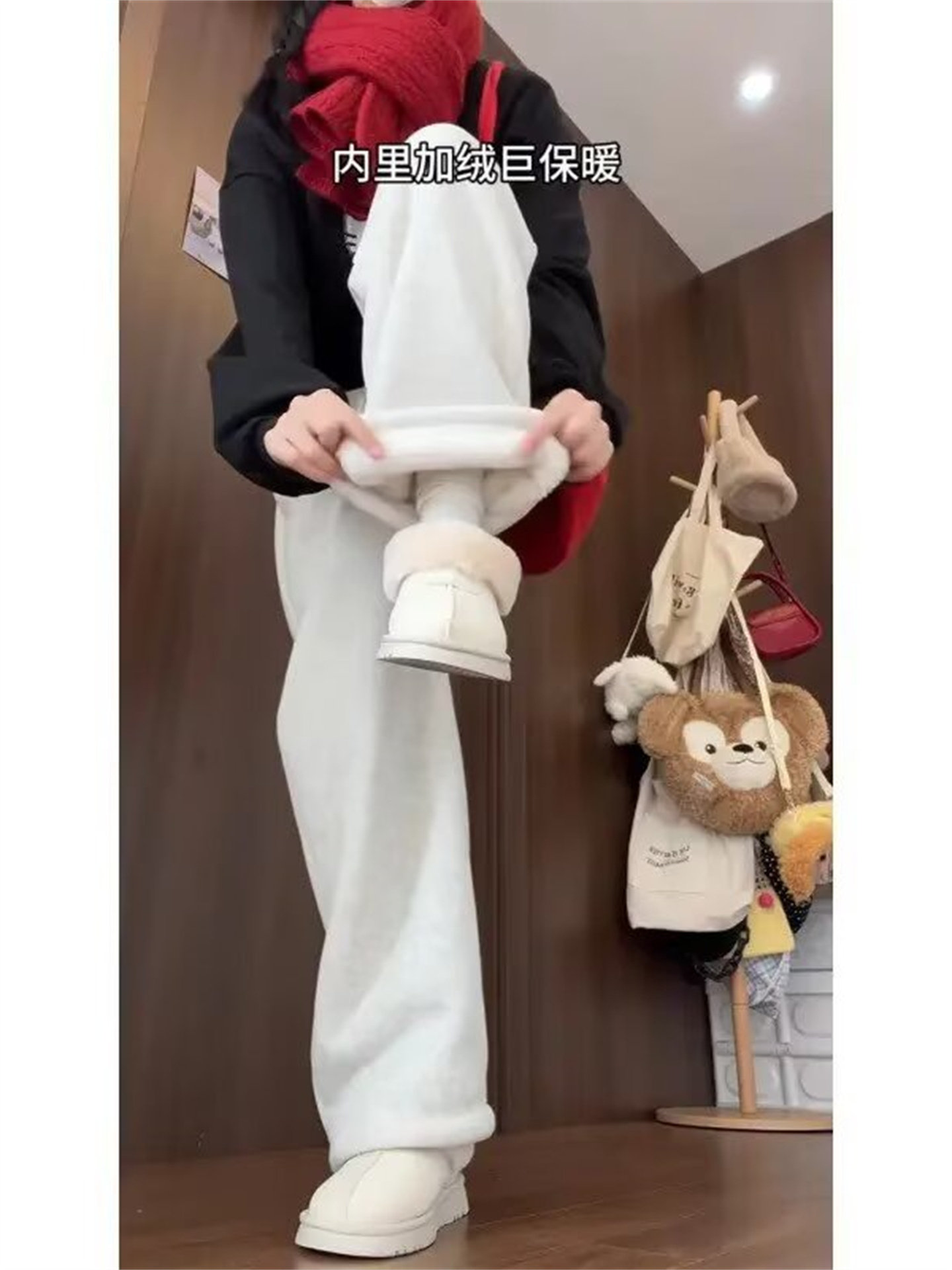 Men's Lamb Wool Sweatpants for Autumn and Winter, Thickened for Warmth, with a Drapey, Relaxed, Casual Style, Loose Wide-Leg Fleece-Lined Joggers