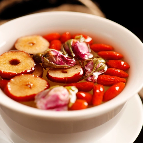 Чай из красных фиников, лонгана и лайчи для женщин для восполнения ци и крови, простуды матки, улучшения менструального цикла, ароматизированной чайной комбинации, чая красоты и здоровья.