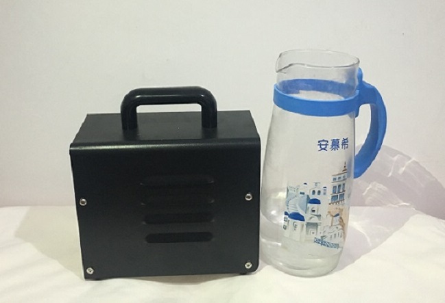 Bật bể điện thoại di động công suất 220V nơi ngoài trời di động hàn sợi máy qf200 pin móng khẩn cấp - Ngân hàng điện thoại di động sạc dự phòng miniso