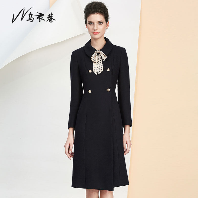 Dark blue medium long version to work with thickened gross air brother-in-law Herbenstyle Commuter Coat Sashimi Professional Coat Woman Winter