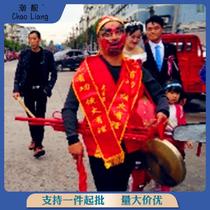 Medium-sized rake to remove ashes and rake to celebrate the wedding. Props for the father-in-law to light a fire and make trouble for the groom’s father. Large medium and small rake to remove ashes for the wedding.