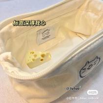 Japanese niche cat pencil bag simple high-looking large-capacity cute canvas three-dimensional stationery storage bag for junior and senior high school students