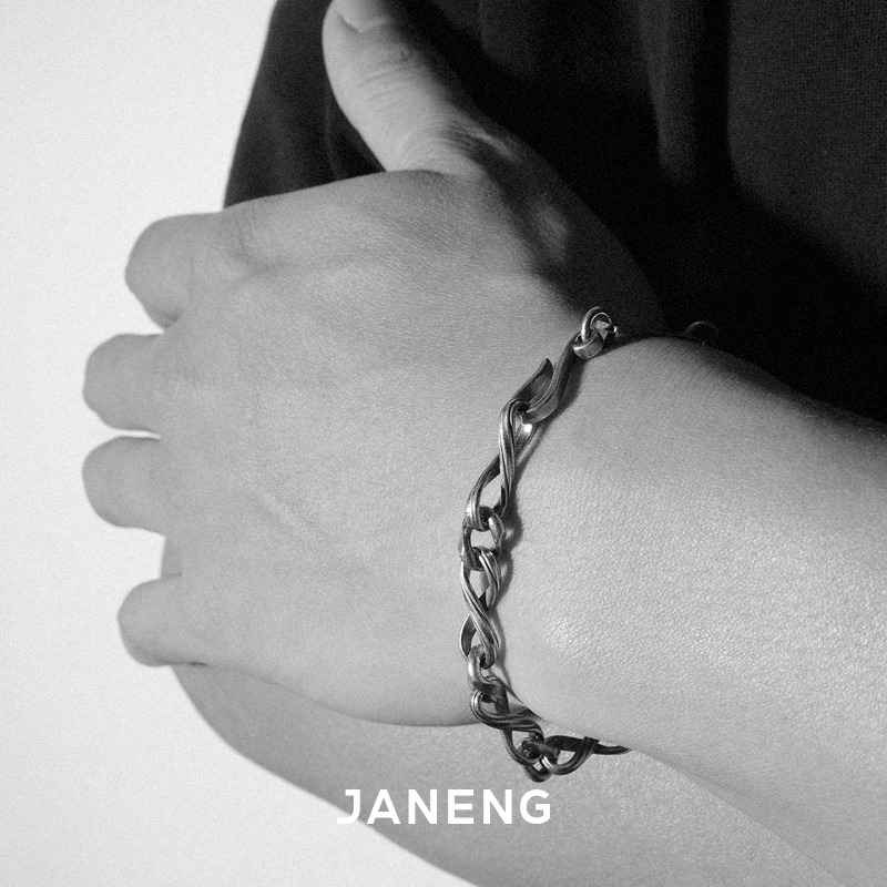 Chuian Janeng 925 Silver Infinity Clasp Bracelet Vintage Distressed Matte Unisex Dark Avant-Garde Ro Style