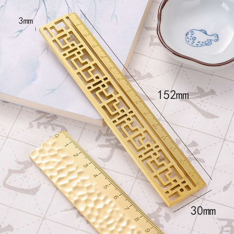 Brass Engraving Hollowed-out Bookmark China Wind Art Ruler Suit Student Ruler to customize a piece of play with a character