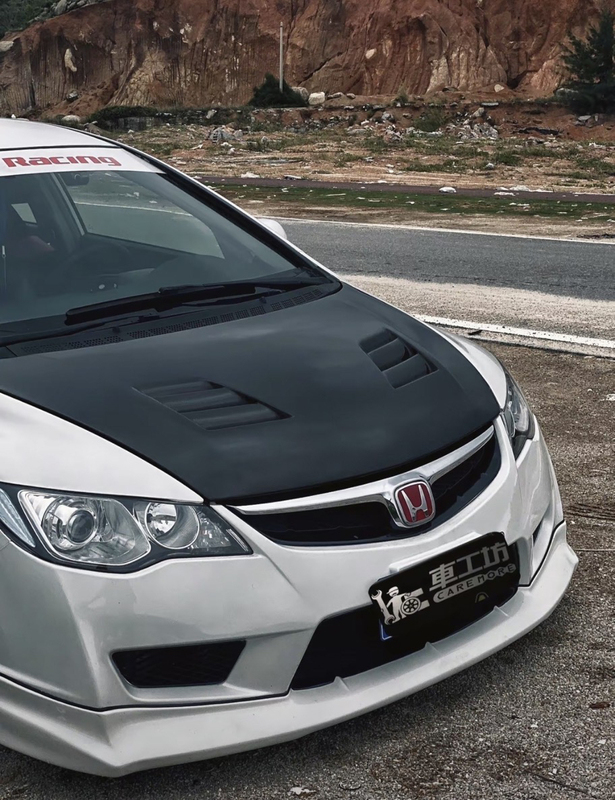 Civic Modified to Si Ming Fd2 Front Hood Unlimited Edition Open-Hole Hood Unlimited Front Cover Resin Version Carbon Fiber Version Civic Modified to Si Ming Fd2 Front Hood Unlimited Edition Open-Hole Hood Unlimited Front Cover Resin Version Carbon Fiber Version