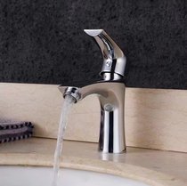 Single cold tap with matching stage pelvic floor with basin half embedded Taichung basin sending tap hose
