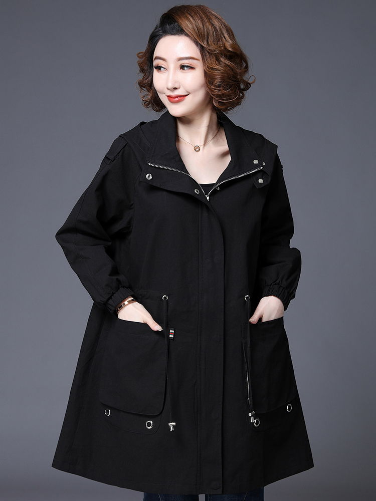 Fat mother coat women's spring and autumn Western style top medium and long version of the windbreaker new products middle and old large size women's clothing 200 pounds