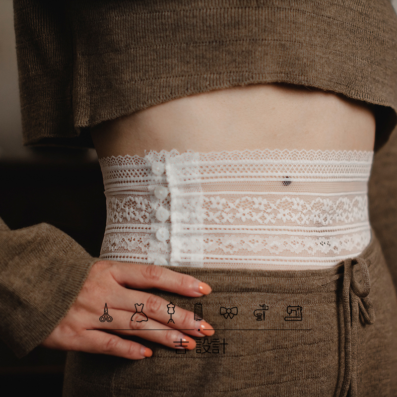 Upgraded Lace Waist Cincher ~ the Waist-Slimming Sensation That Everyone Is Asking About. Low-Rise Pants That Cover the Waist, Can Be Worn as an Inner Layer, Comfortable and Practical for Layering