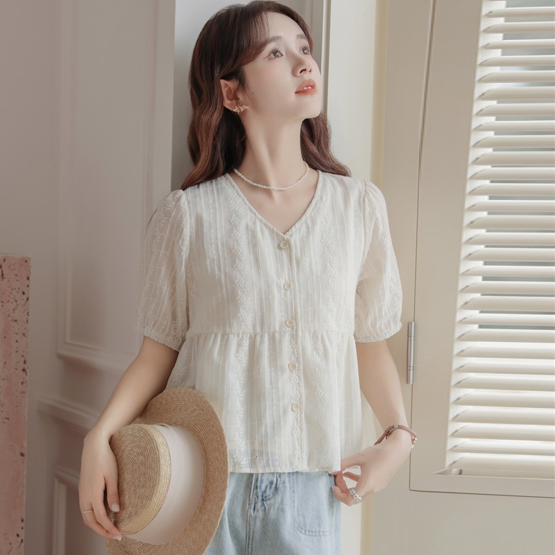 Fresh and Simple Jacquard Lace Short-Sleeved Shirt for Women, New Summer Design, French-Style Top, Unique Babydoll Shirt Fresh and Simple Jacquard Lace Short-Sleeved Shirt for Women, New Summer Design, French-Style Top, Unique Babydoll Shirt