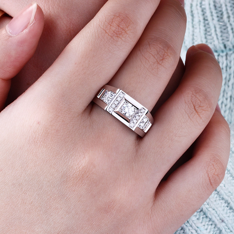 18K Platinum Diamond Men's Ring Fashion Atmosphere 30 Diamond Ring Group Inlaid Men Drill Ring Jewelry Custom