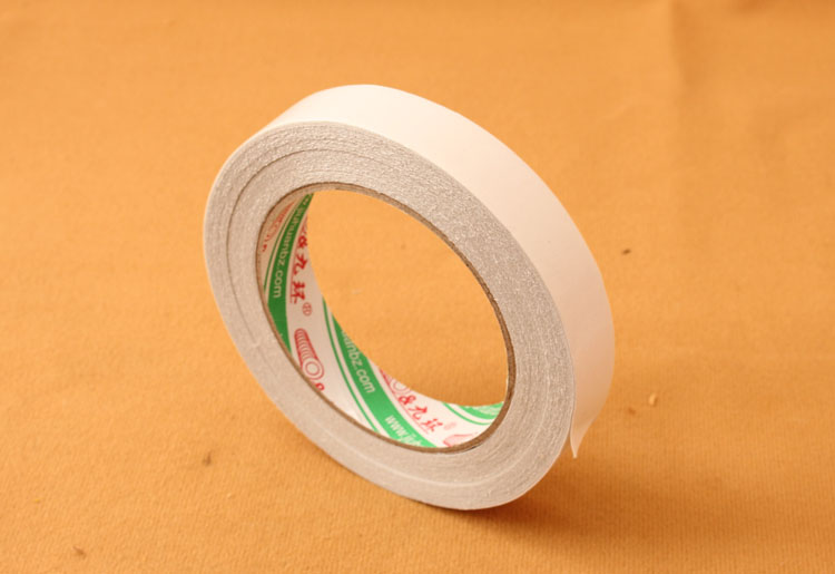 Băng keo hai mặt không dệt thảm cơ sở keo dán hai mặt Băng dính sàn hai mặt mạnh mẽ - Băng keo băng keo 2 mặt mỏng