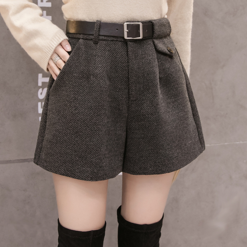 Plus-Size Woolen Shorts for Women, New Autumn and Winter High-Waisted A-Line Wide-Leg Pants 100kg for Chubby Girls, Outerwear Boot Shorts Plus-Size Woolen Shorts for Women, New Autumn and Winter High-Waisted A-Line Wide-Leg Pants 100kg for Chubby Girls, Outerwear Boot Shorts