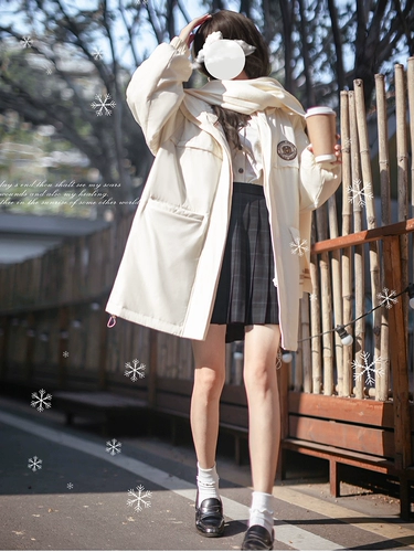 胡桃木 Оригинальный дизайнерский пуховик с капюшоном, брендовый плащ