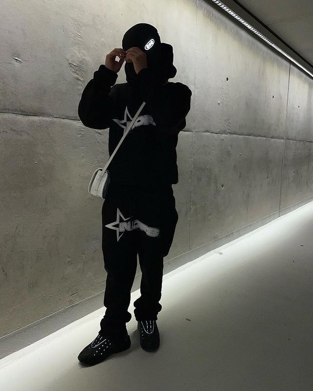 /